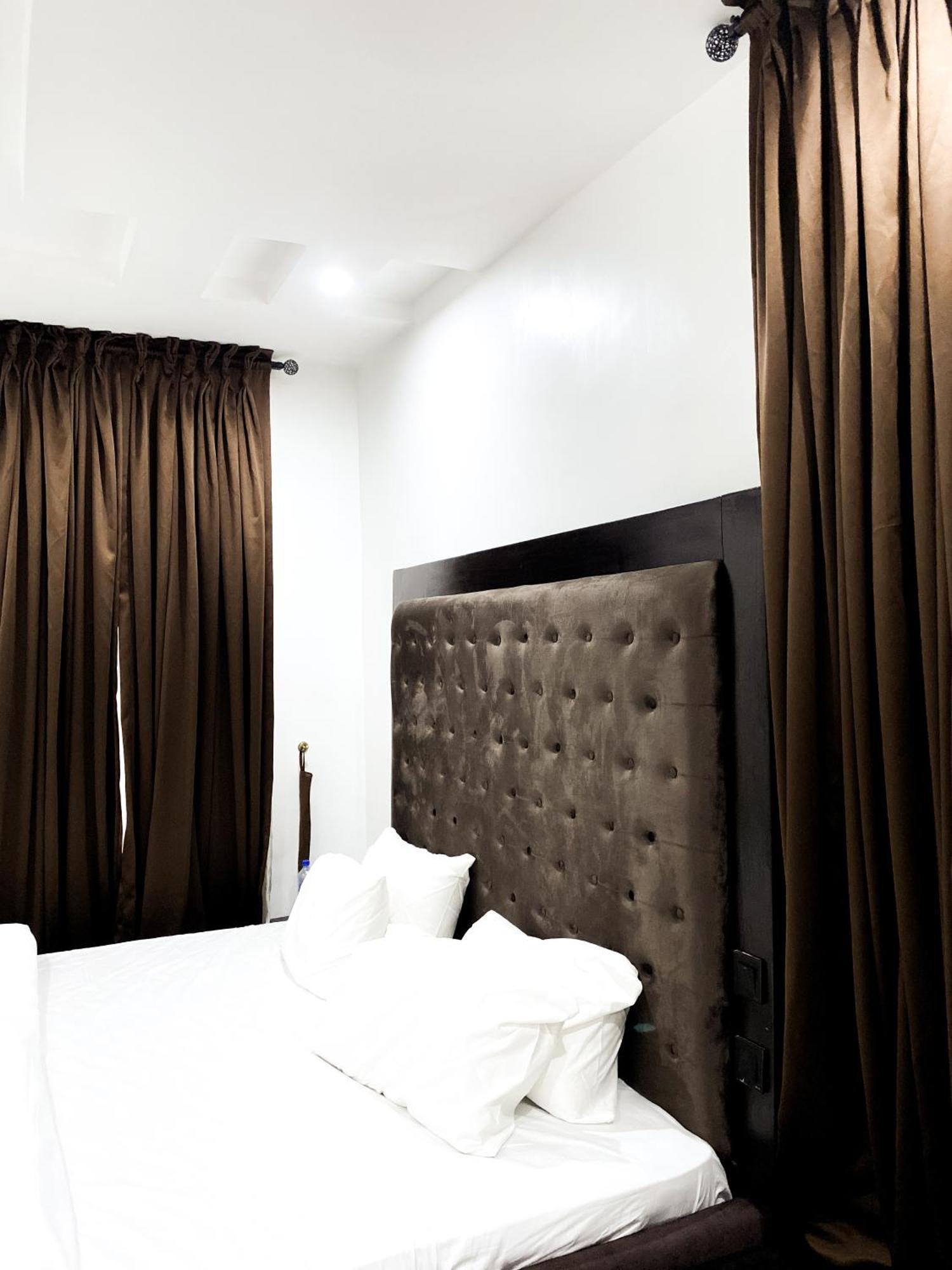 The Palm Terraces - Pearl Appartement Calabar Buitenkant foto